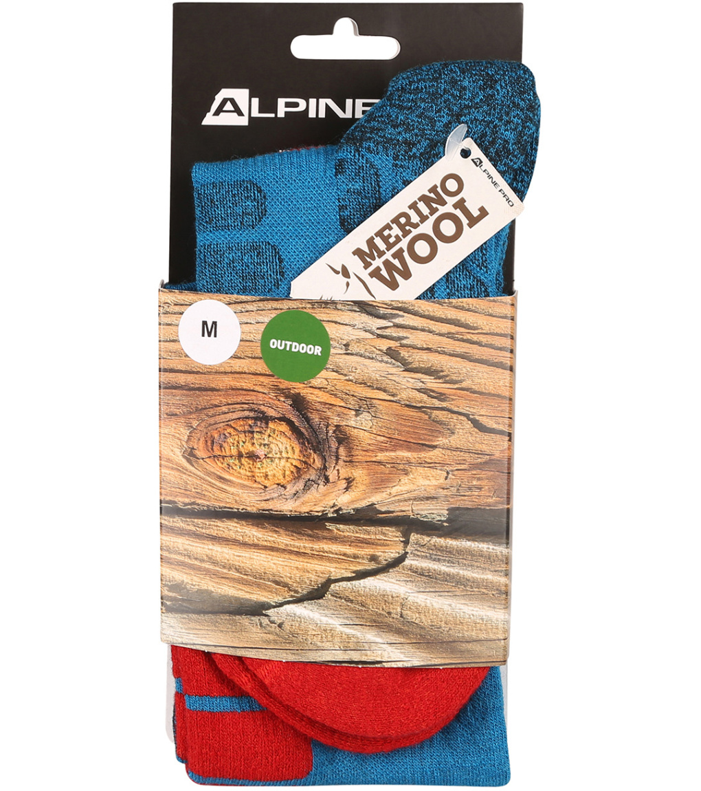 697 - brilliant blue